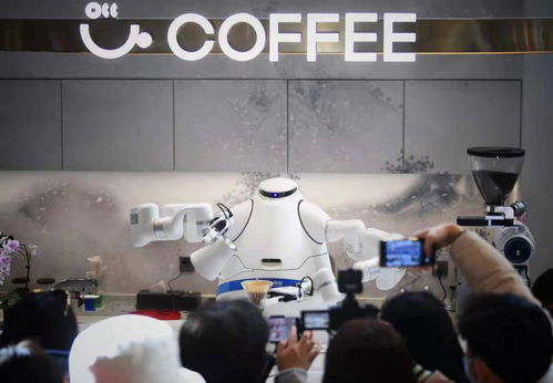 智慧服务新标杆 太子城运动员服务中心启用智能机器人，提供高效消毒等多元服务