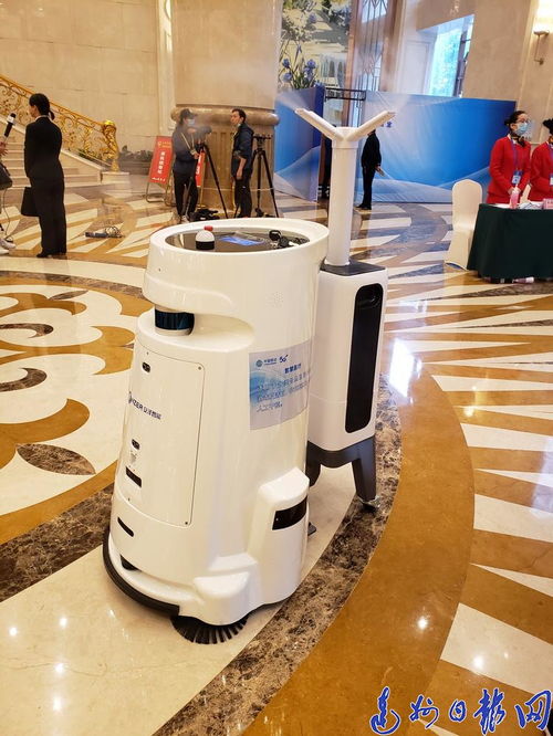 消毒机器人“硬核”护航两会，智能科技助力防疫安全